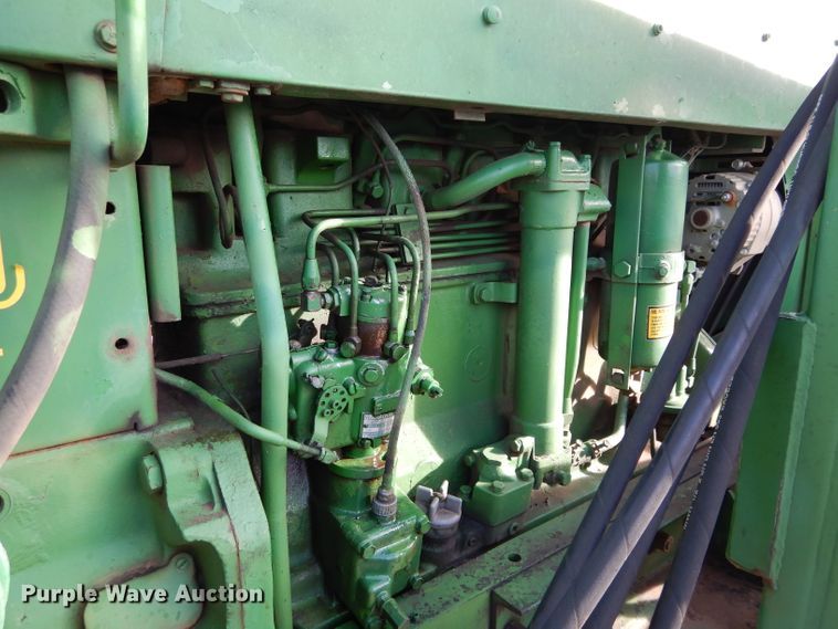 image for item GF9899 John Deere 4010 tractor