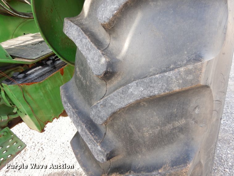 image for item GF9899 John Deere 4010 tractor