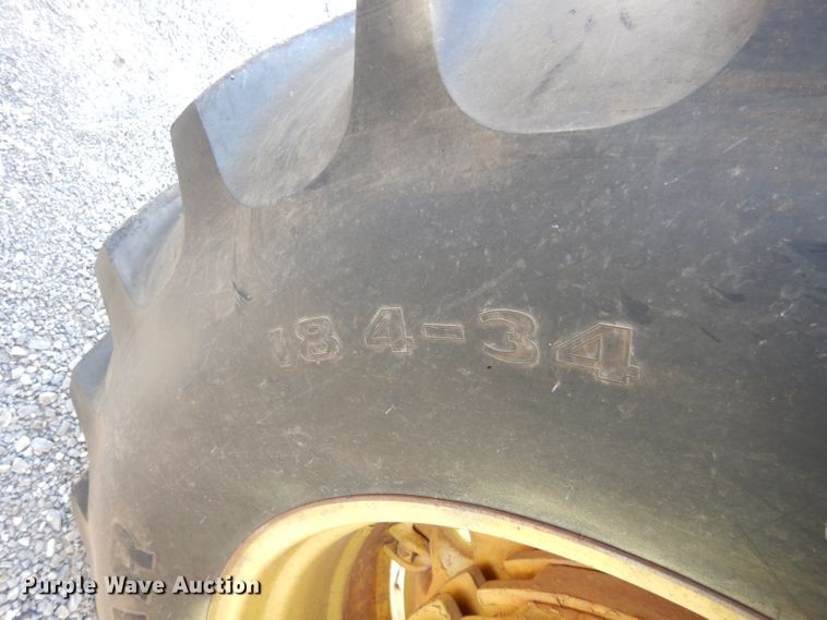 image for item GF9899 John Deere 4010 tractor