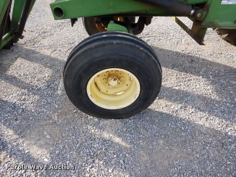 image for item GF9899 John Deere 4010 tractor