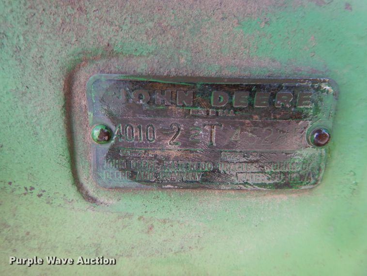 image for item GF9899 John Deere 4010 tractor