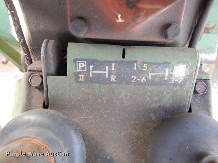 image for item GF9900 1974 John Deere 2030A tractor