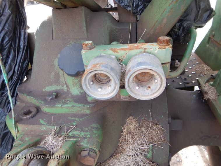 image for item GF9900 1974 John Deere 2030A tractor