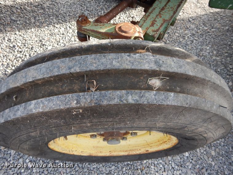 image for item GF9900 1974 John Deere 2030A tractor