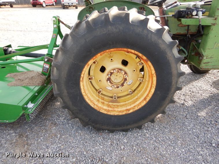 image for item GF9900 1974 John Deere 2030A tractor