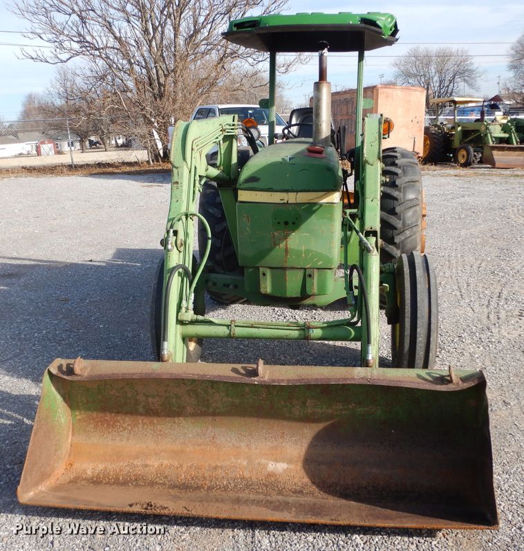 image for item GF9901 John Deere 2040 tractor