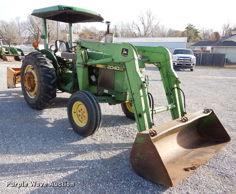 image for item GF9901 John Deere 2040 tractor