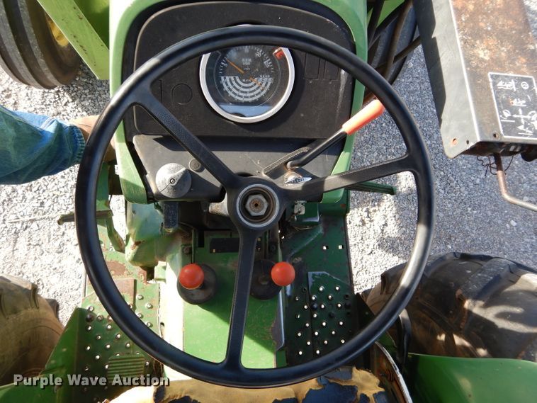 image for item GF9901 John Deere 2040 tractor