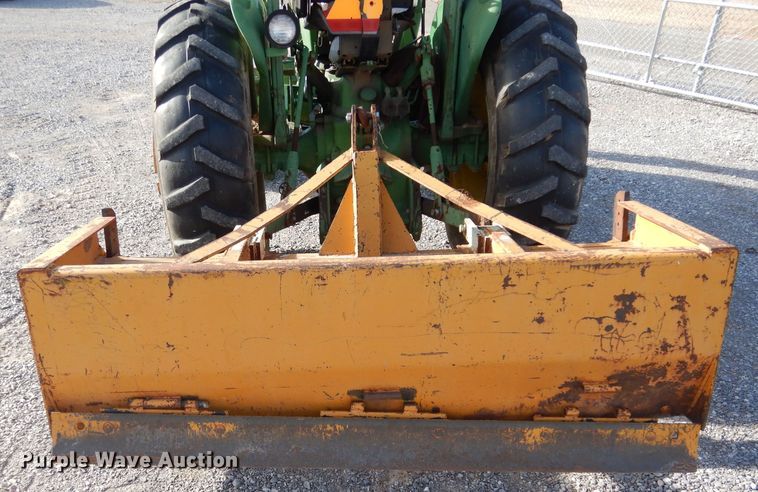 image for item GF9901 John Deere 2040 tractor