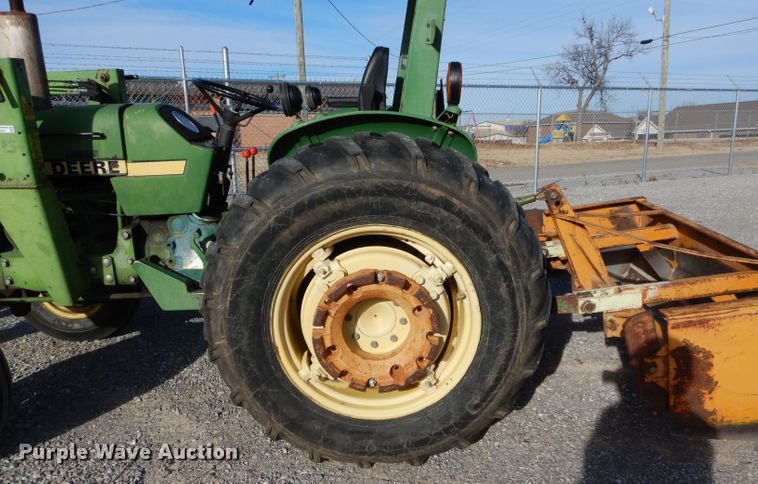 image for item GF9901 John Deere 2040 tractor