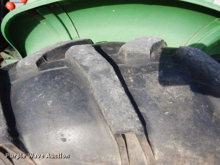 image for item GF9901 John Deere 2040 tractor