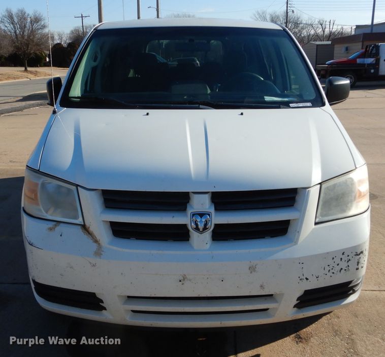 image for item GF9956 2010 Dodge Grand Caravan handicap accessible van