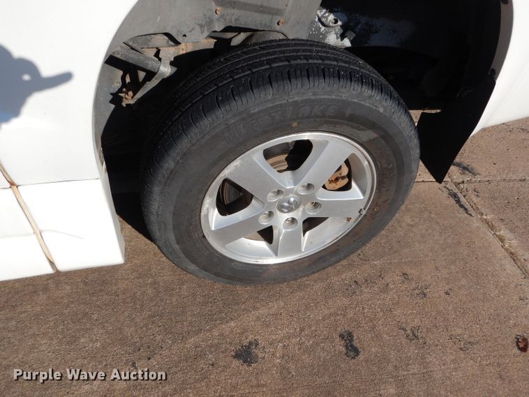 image for item GF9956 2010 Dodge Grand Caravan handicap accessible van