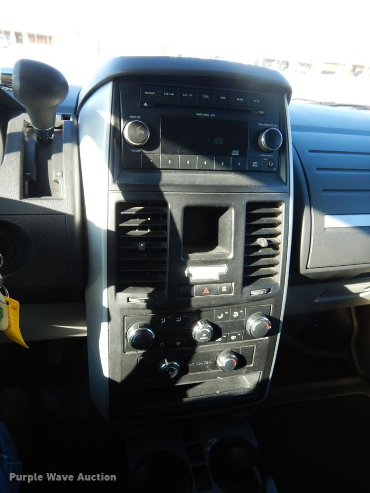 image for item GF9957 2010 Dodge Grand Caravan handicap accessible van