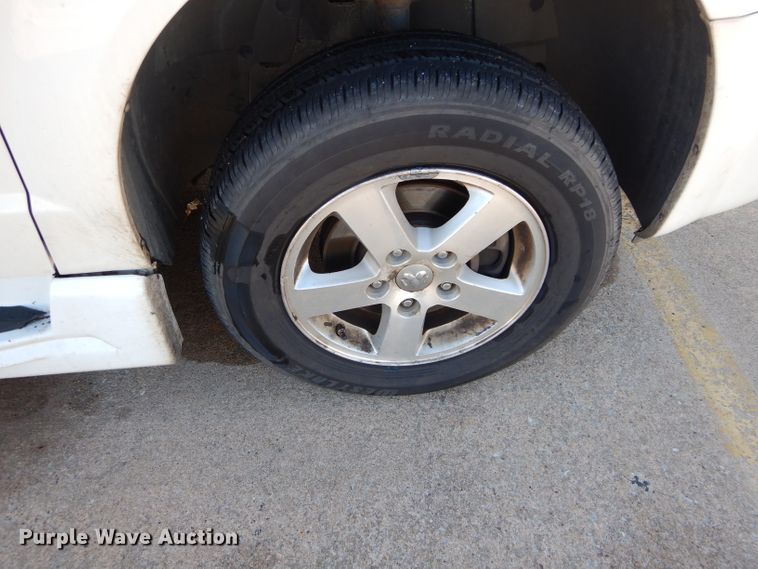 image for item GF9957 2010 Dodge Grand Caravan handicap accessible van