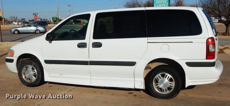image for item GF9958 2005 Chevrolet Venture handicap accessible van