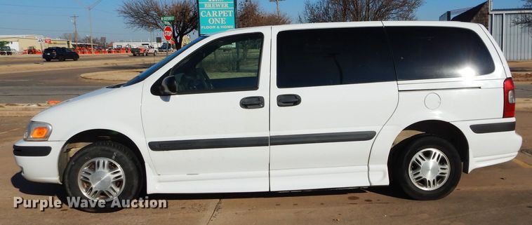 image for item GF9958 2005 Chevrolet Venture handicap accessible van