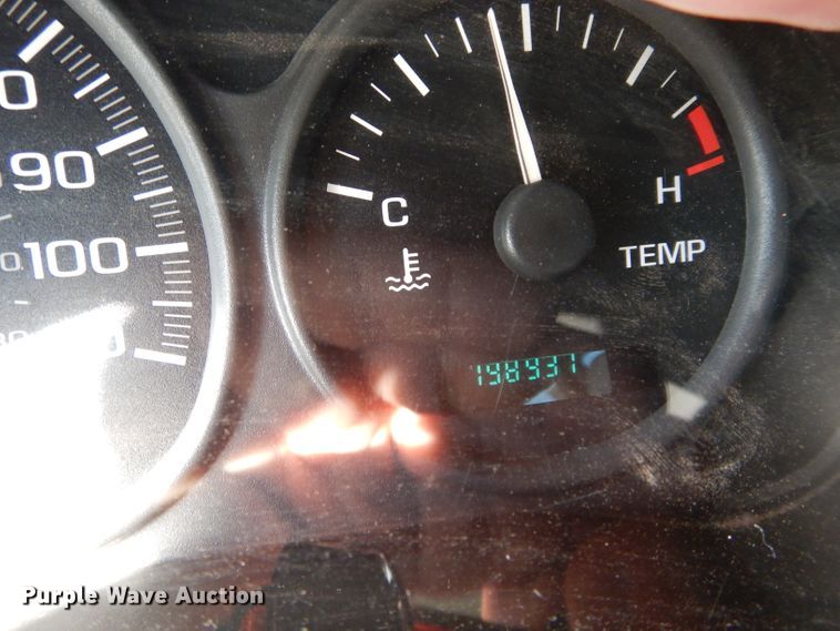 image for item GF9958 2005 Chevrolet Venture handicap accessible van