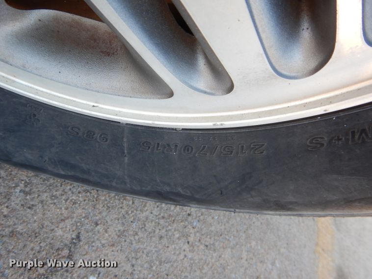 image for item GF9958 2005 Chevrolet Venture handicap accessible van