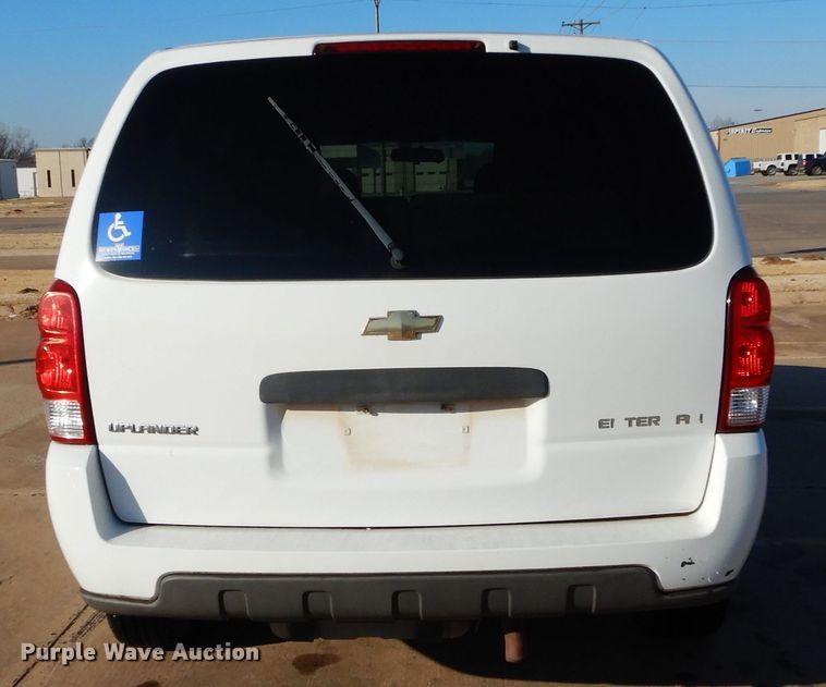 image for item GF9959 2007 Chevrolet Uplander handicap accessible van