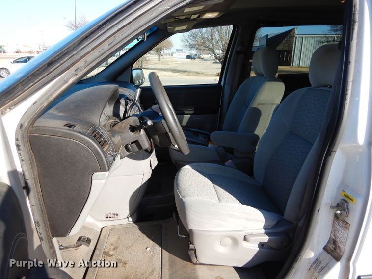 image for item GF9959 2007 Chevrolet Uplander handicap accessible van