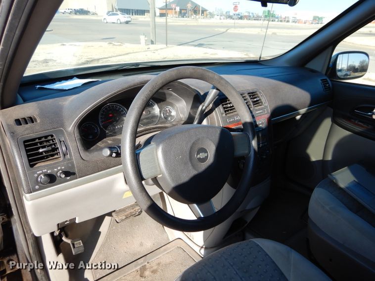 image for item GF9959 2007 Chevrolet Uplander handicap accessible van