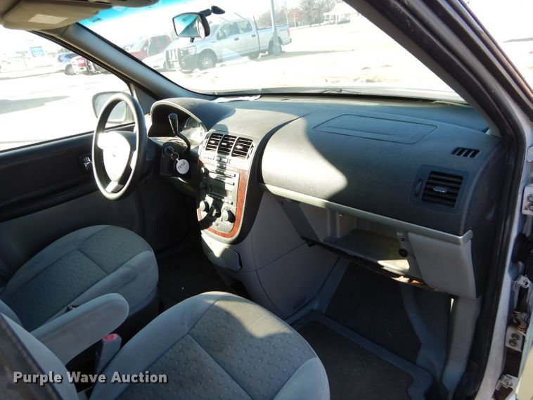 image for item GF9959 2007 Chevrolet Uplander handicap accessible van