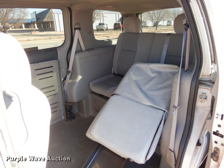 image for item GF9959 2007 Chevrolet Uplander handicap accessible van