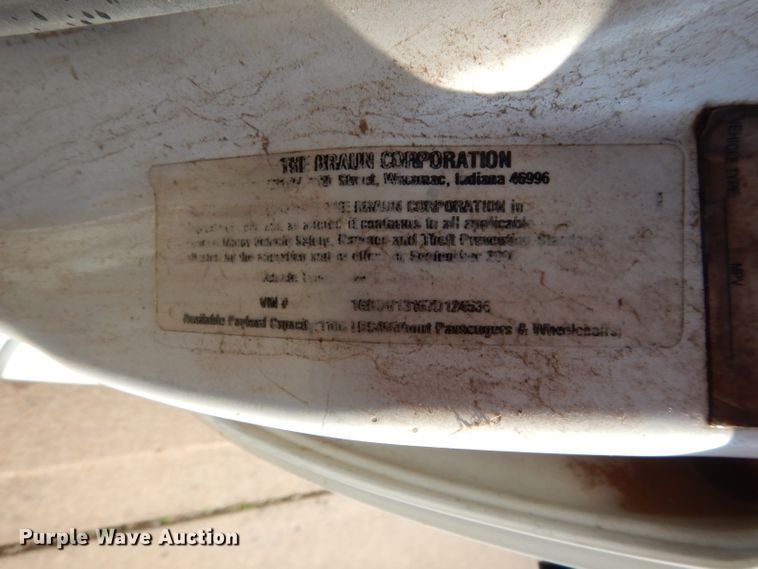 image for item GF9959 2007 Chevrolet Uplander handicap accessible van