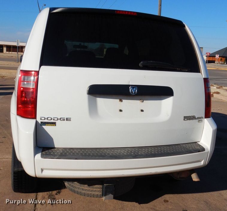 image for item GF9960 2010 Dodge Grand Caravan handicap accessible van