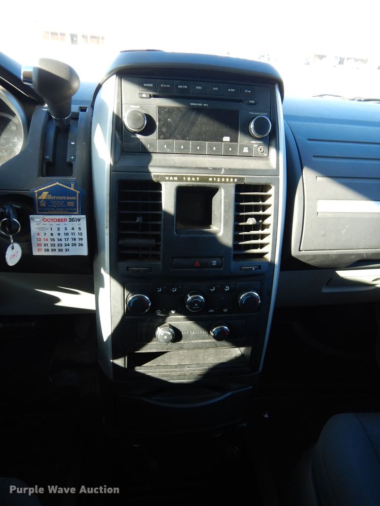 image for item GF9960 2010 Dodge Grand Caravan handicap accessible van