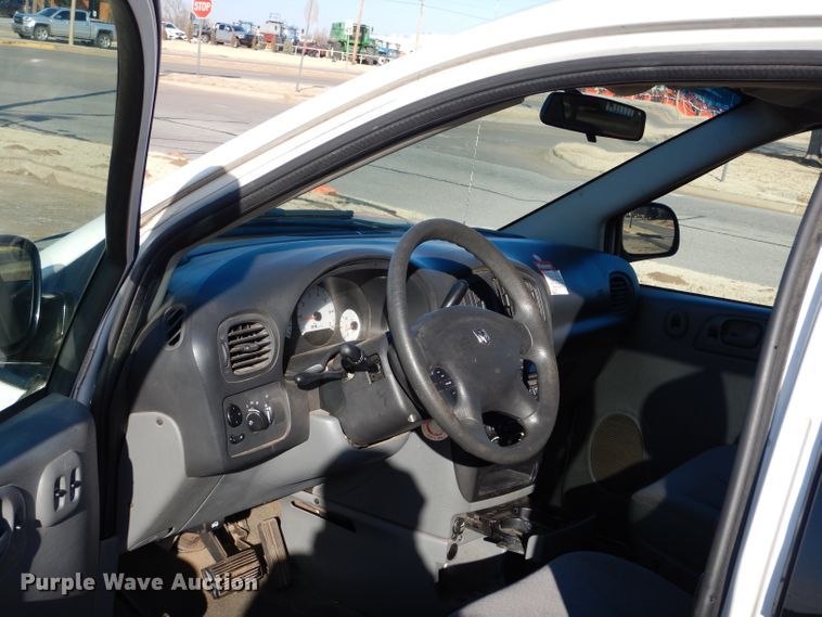 image for item GF9961 2007 Dodge Grand Caravan handicap accessible van