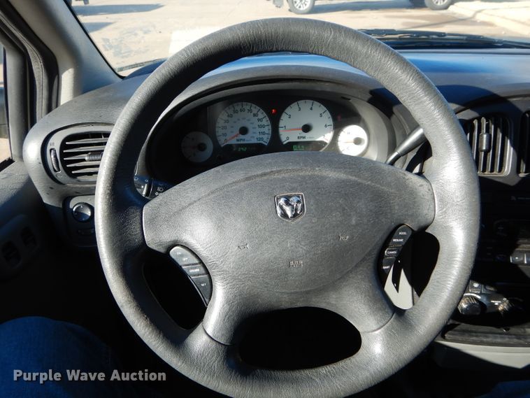 image for item GF9962 2007 Dodge Grand Caravan handicap accessible van