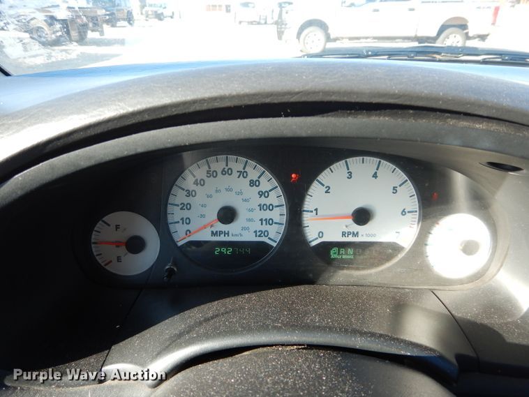 image for item GF9962 2007 Dodge Grand Caravan handicap accessible van