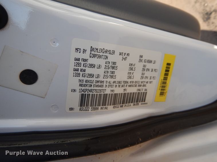 image for item GF9962 2007 Dodge Grand Caravan handicap accessible van