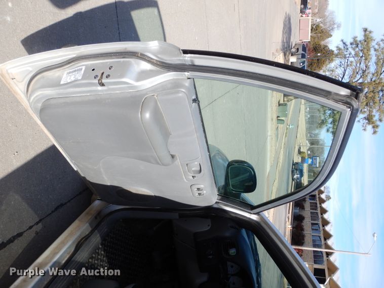 image for item GF9977 2005 Dodge Grand Caravan van