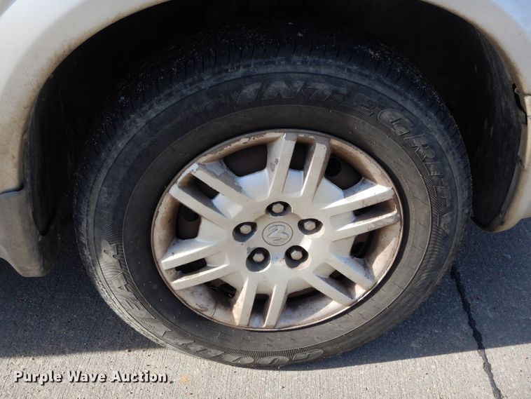 image for item GF9977 2005 Dodge Grand Caravan van