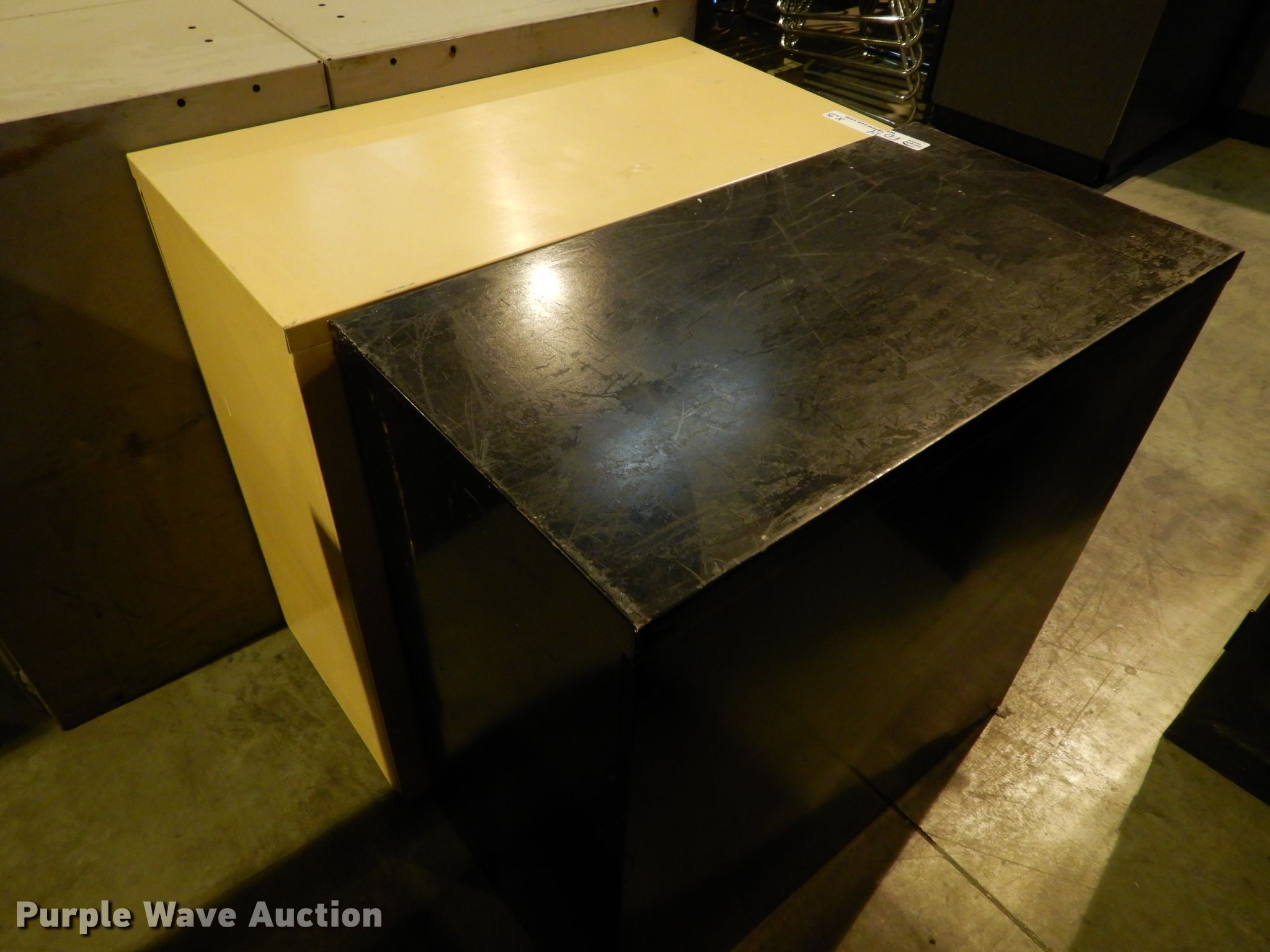 Shop equipment in Bonner Springs, KS Item FD9724 sold Purple Wave