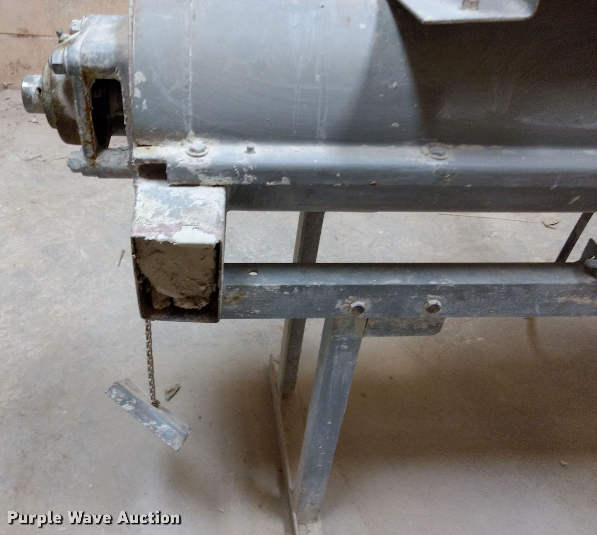 Walker pug mill in Hays, KS Item FG9903 sold Purple Wave