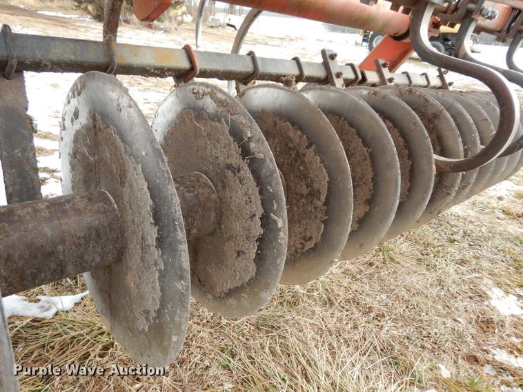 image for item DE4213 Allis Chalmers Min-Till disk ripper