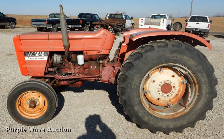 image for item DH4302 Allis Chalmers 5040 tractor