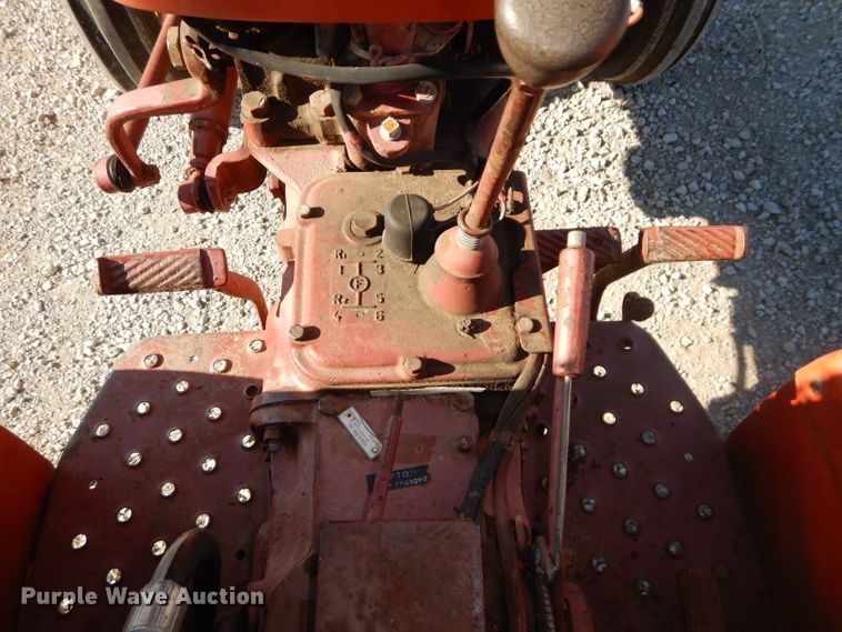 image for item DH4302 Allis Chalmers 5040 tractor