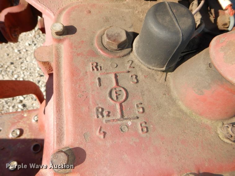 image for item DH4302 Allis Chalmers 5040 tractor
