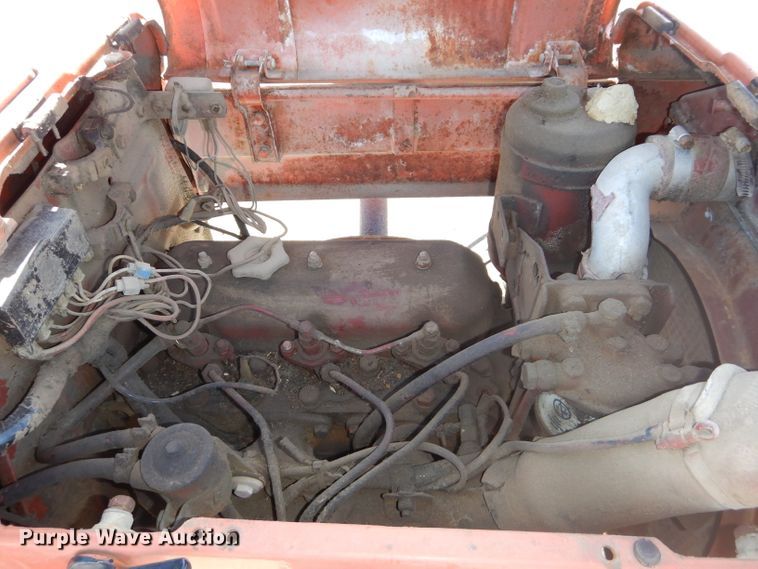 image for item DH4302 Allis Chalmers 5040 tractor