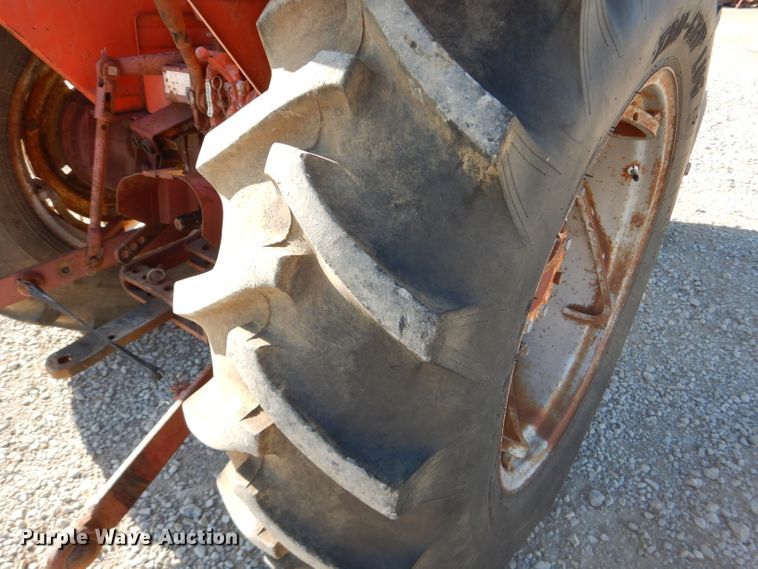 image for item DH4302 Allis Chalmers 5040 tractor