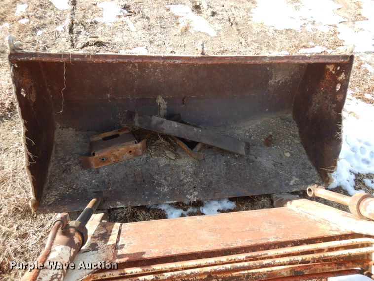 image for item ER9761 GB 800 loader