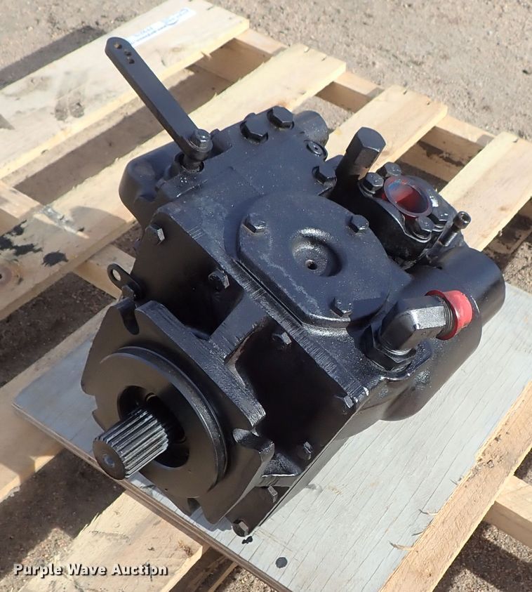 image for item FF9276 John Deere 9500 hydraulic drive