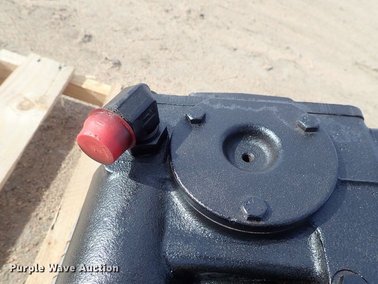 image for item FF9276 John Deere 9500 hydraulic drive