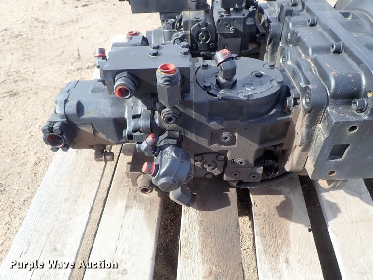 image for item FF9277 John Deere 9500 hydraulic drive