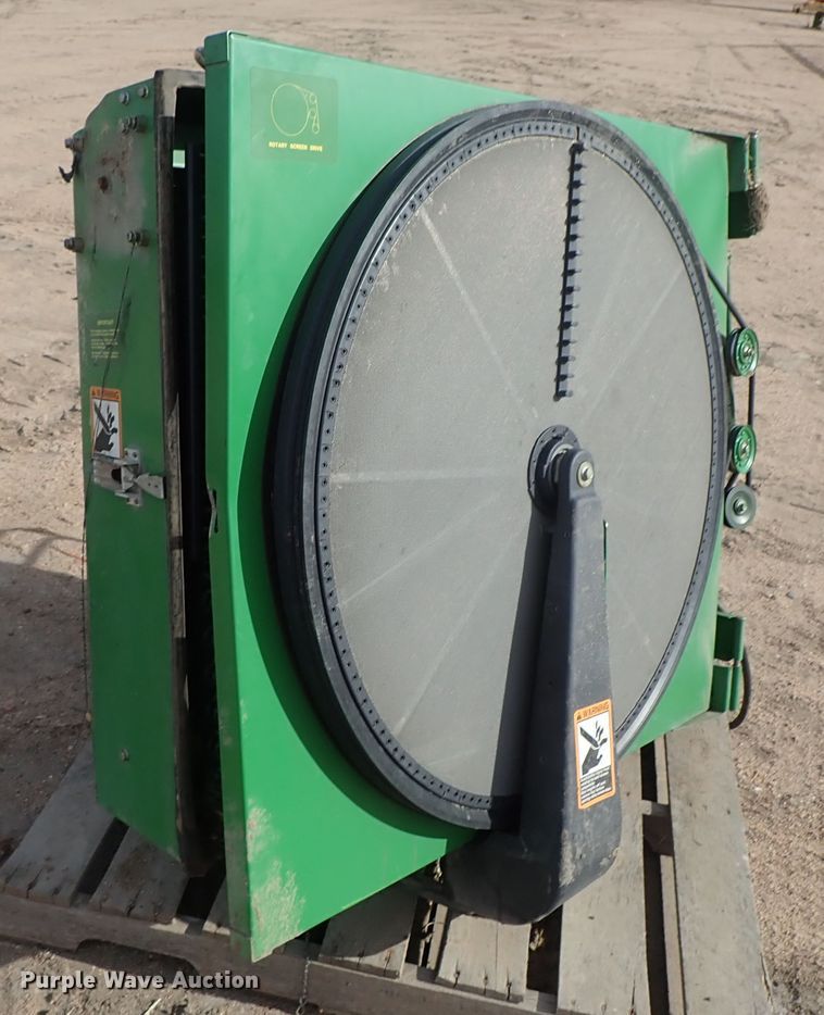 image for item FF9278 John Deere 9500 radiator assembly